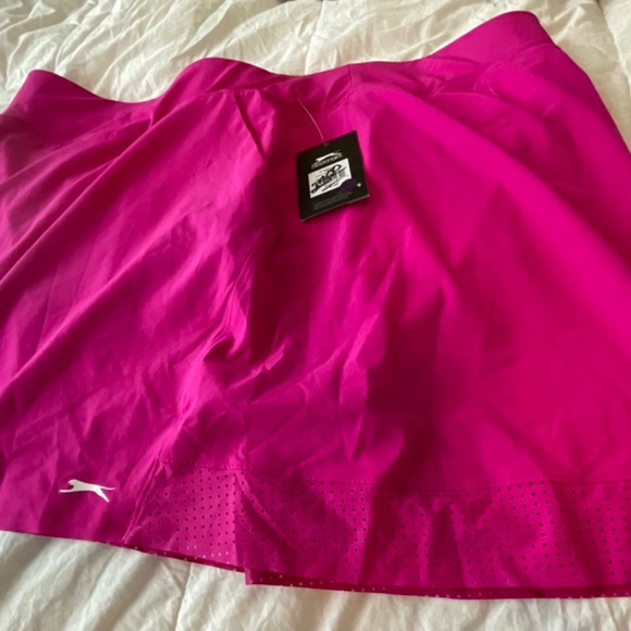 New Slazenger Golf Skorts Plus Sized - Picture 3 of 10